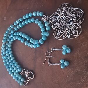 Genuine Pearl Double Strand Necklace w/ Pendant & Matching Earrings